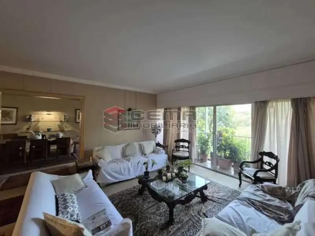 Apartamento para Locação em Rio de Janeiro/RJ Flamengo 4 Quartos