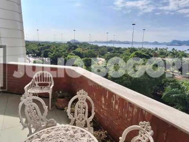Apartamento para Locação em Rio de Janeiro/RJ Flamengo 4 Quartos