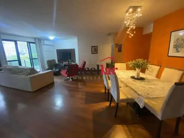 Apartamento para Locação em Rio de Janeiro/RJ Ipanema 2 Quartos