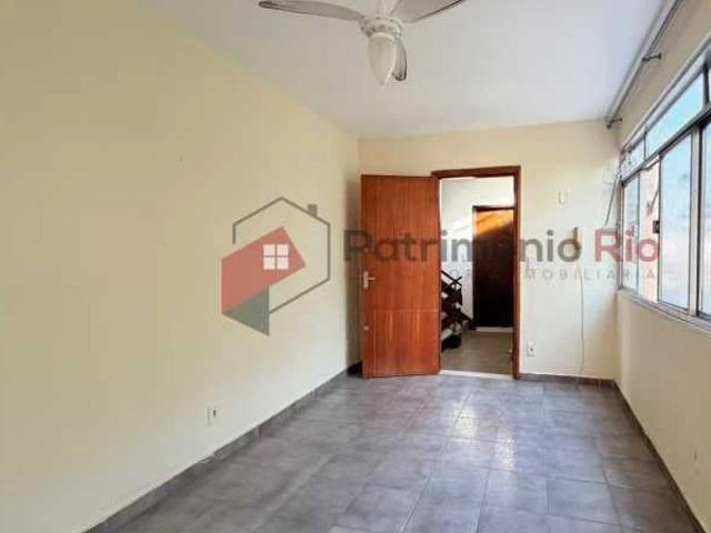 Apartamento para Locação em Rio de Janeiro/RJ Irajá 1 Quartos