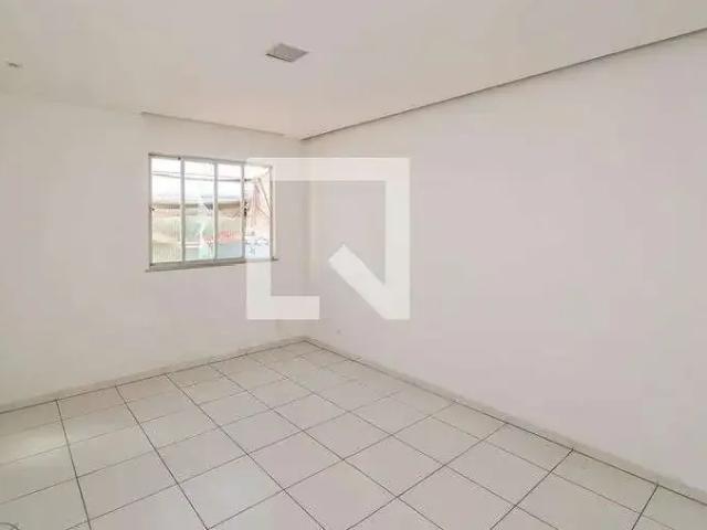 Apartamento para Locação em Rio de Janeiro/RJ Irajá 2 Quartos