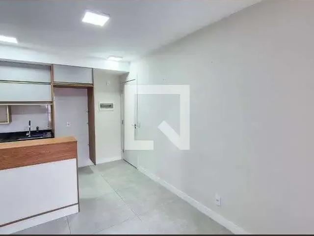 Apartamento para Locação em Rio de Janeiro/RJ Irajá 2 Quartos