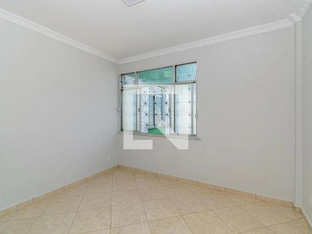 Apartamento para Locação em Rio de Janeiro/RJ Irajá 2 Quartos