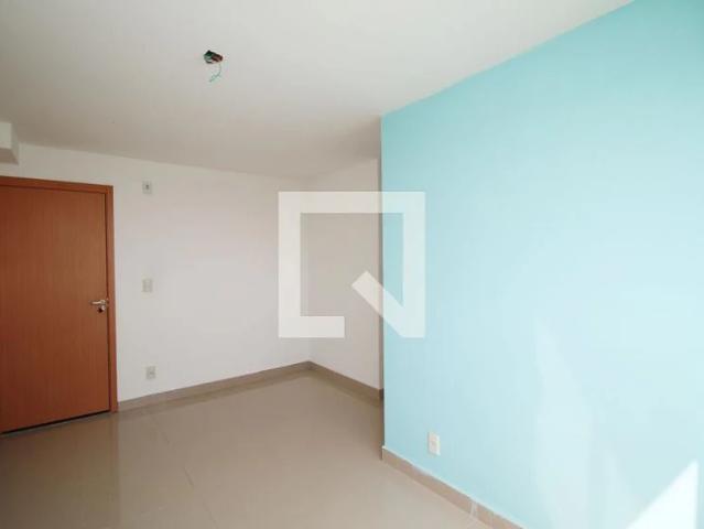 Apartamento para Locação em Rio de Janeiro/RJ Irajá 2 Quartos
