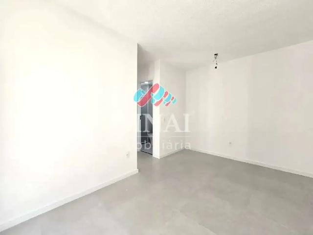 Apartamento para Locação em Rio de Janeiro/RJ Irajá 2 Quartos