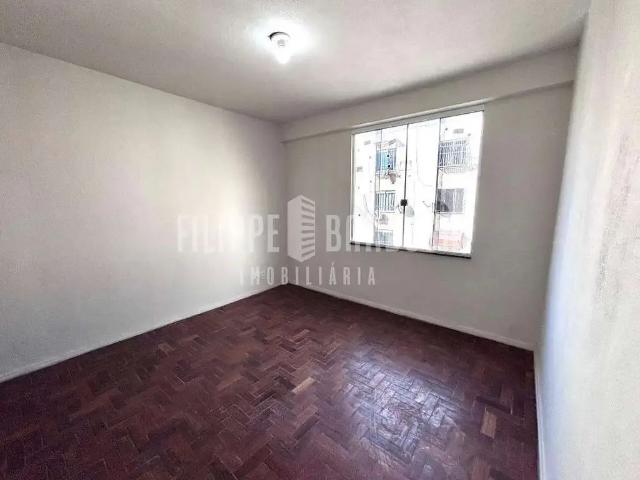 Apartamento para Locação em Rio de Janeiro/RJ Irajá 2 Quartos