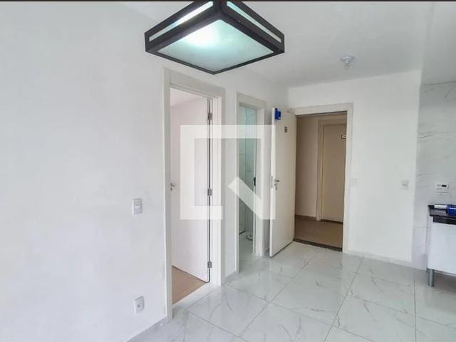Apartamento para Locação em Rio de Janeiro/RJ Irajá 2 Quartos