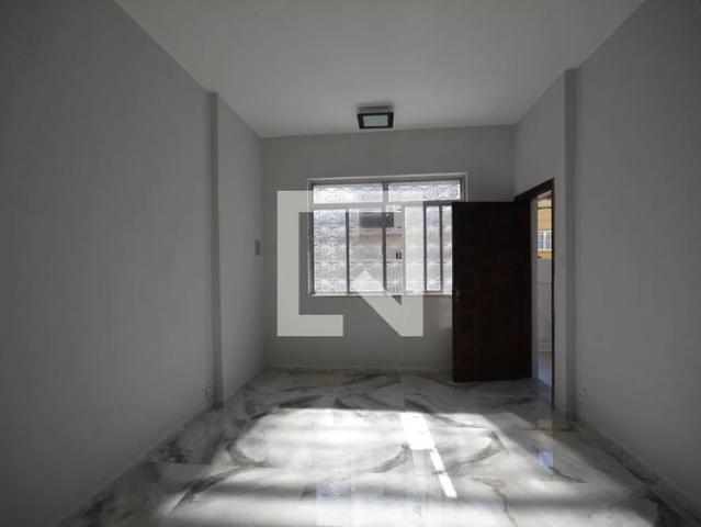 Apartamento para Locação em Rio de Janeiro/RJ Irajá 5 Quartos