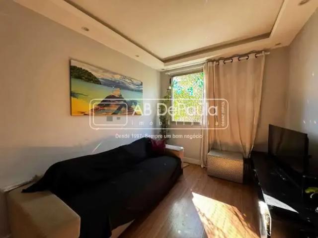 Apartamento para Locação em Rio de Janeiro/RJ Jardim Sulacap 2 Quartos