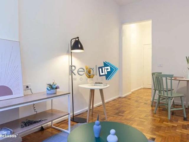 Apartamento para Locação em Rio de Janeiro/RJ Lagoa 2 Quartos