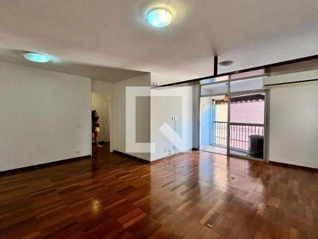 Apartamento para Locação em Rio de Janeiro/RJ Lagoa 3 Quartos