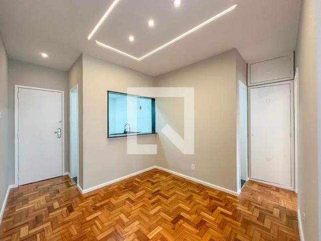 Apartamento para Locação em Rio de Janeiro/RJ Laranjeiras 1 Quartos