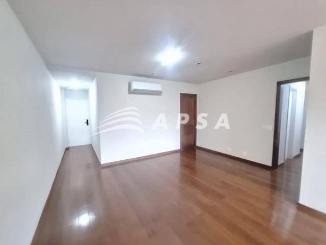 Apartamento para Locação em Rio de Janeiro/RJ Laranjeiras 3 Quartos