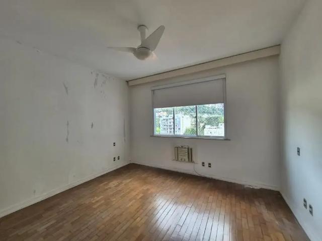 Apartamento para Locação em Rio de Janeiro/RJ Laranjeiras 3 Quartos
