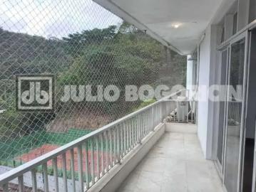 Rua Soares Cabral, Largo Maria Portugal