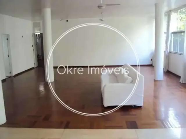 Apartamento para Locação em Rio de Janeiro/RJ Laranjeiras 5 Quartos