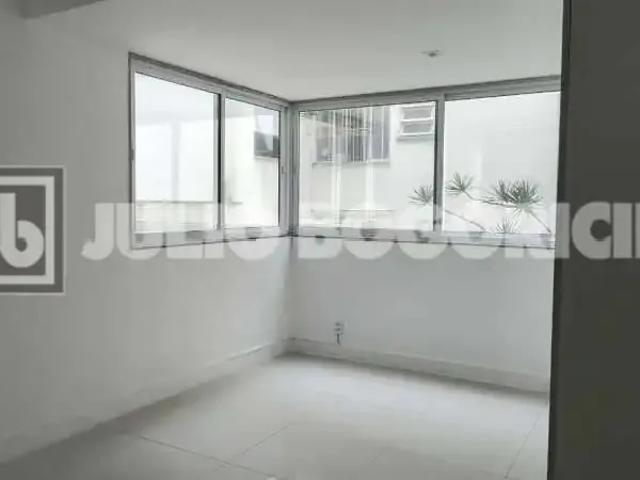 Apartamento para Locação em Rio de Janeiro/RJ Leblon 4 Quartos