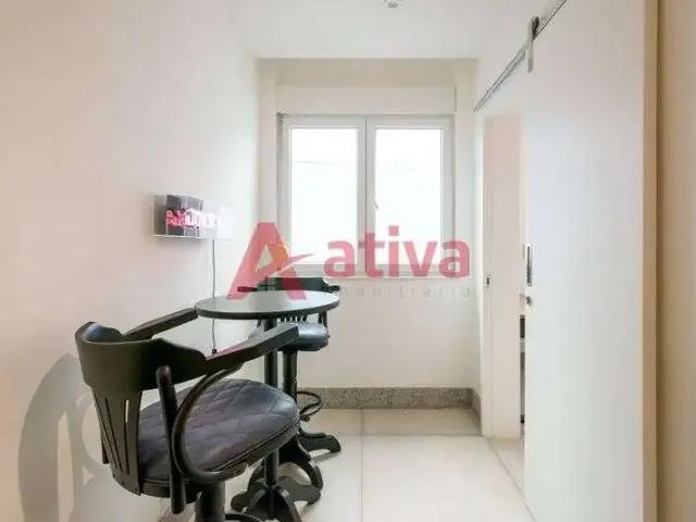 Apartamento para Locação em Rio de Janeiro/RJ Leblon 2 Quartos