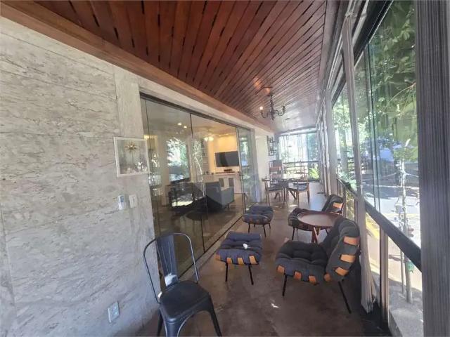 Apartamento para Locação em Rio de Janeiro/RJ Leblon 2 Quartos