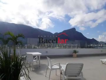 Rua Capitão César de Andrade, Praça Atahualpa