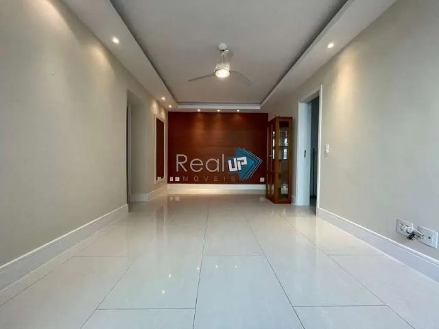 Apartamento para Locação em Rio de Janeiro/RJ Leblon 3 Quartos