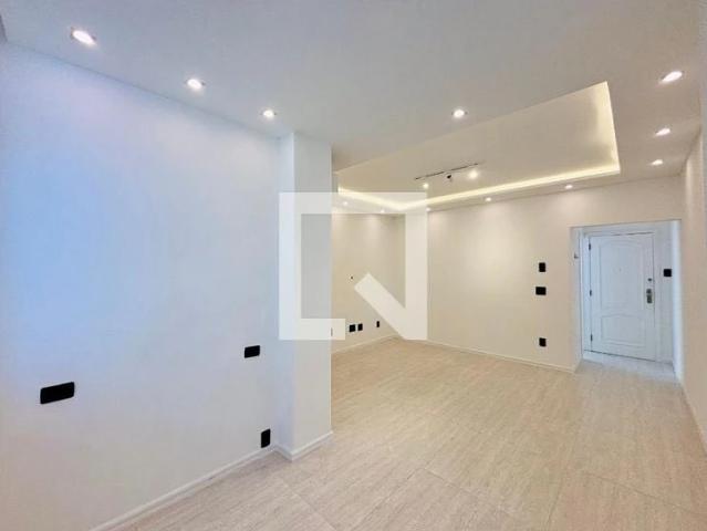 Apartamento para Locação em Rio de Janeiro/RJ Leblon 3 Quartos