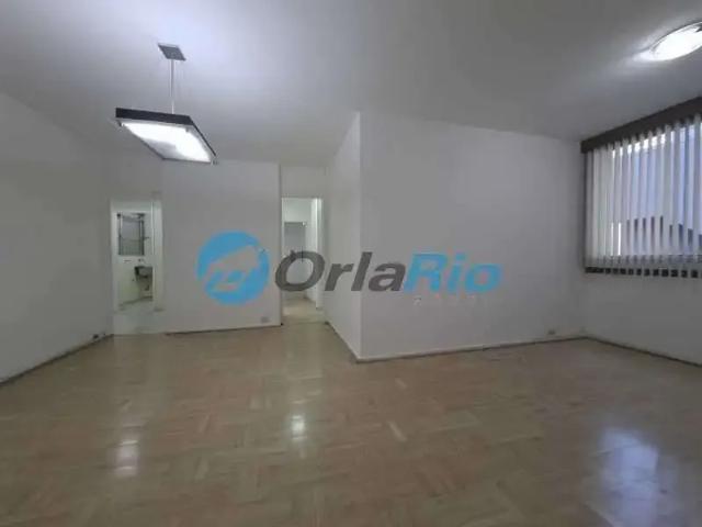 Apartamento para Locação em Rio de Janeiro/RJ Leme 3 Quartos