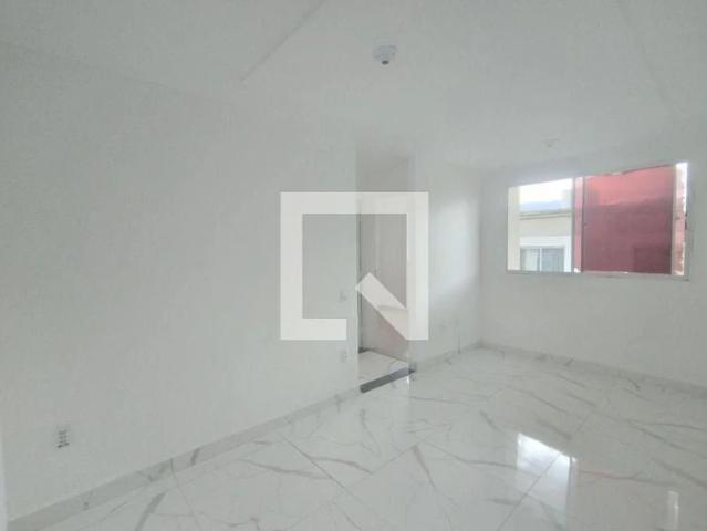 Apartamento para Locação em Rio de Janeiro/RJ Realengo 2 Quartos