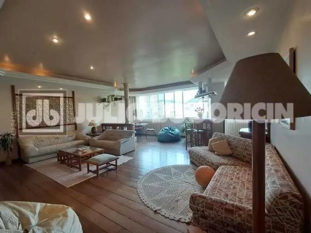 Apartamento para Locação em Rio de Janeiro/RJ Tijuca 4 Quartos