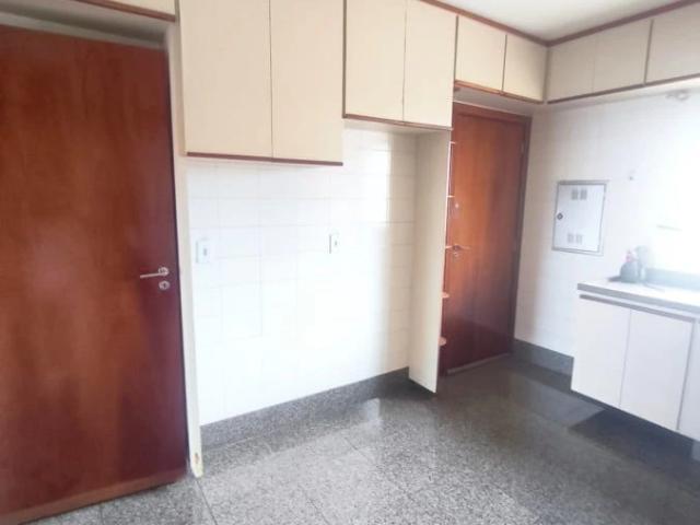Apartamento para Locação em Ribeirão Preto/SP Centro 3 Quartos