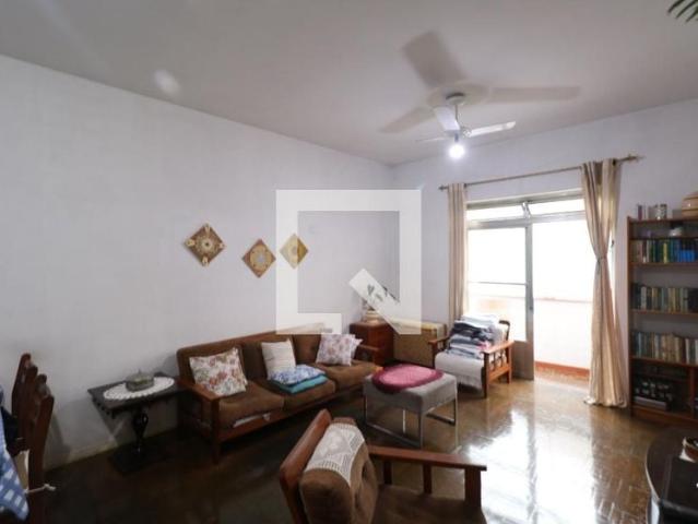 Apartamento para Locação em São Caetano do Sul/SP Centro 2 Quartos