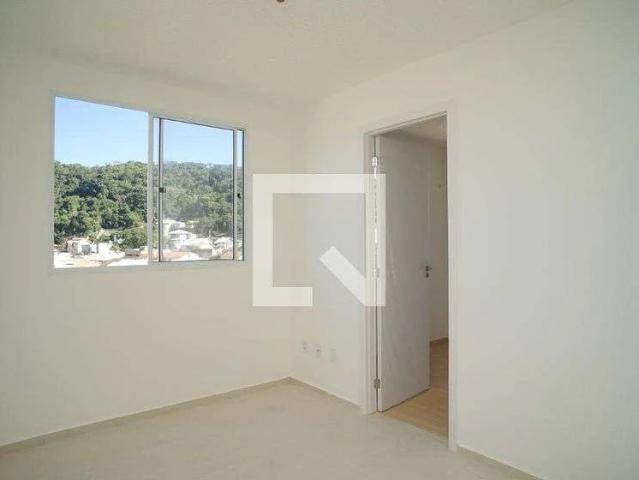 Apartamento para Locação em São Gonçalo/RJ Várzea das Moças 2 Quartos