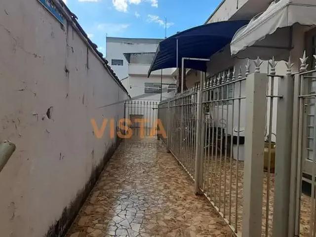 Apartamento para Locação em São João da Boa Vista/SP Centro 3 Quartos