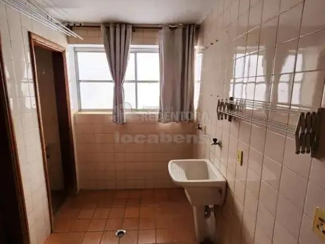 Apartamento para Locação em São José do Rio Preto/SP Centro 3 Quartos