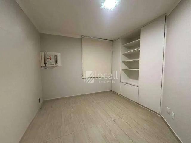 Apartamento para Locação em São José do Rio Preto/SP Centro 4 Quartos