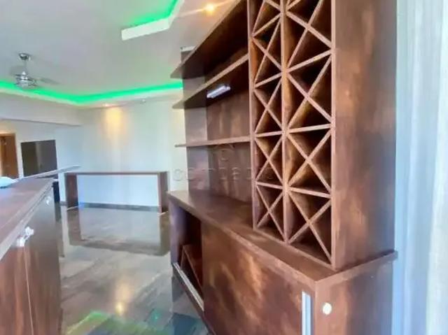 Apartamento para Locação em São José do Rio Preto/SP Centro 5 Quartos