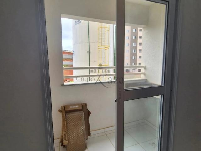Apartamento para Locação em São José dos Campos/SP Boa Esperança 2 Quartos