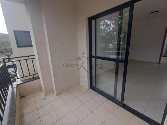 Apartamento para Locação em São José dos Campos/SP Bosque dos Eucaliptos 3 Quartos