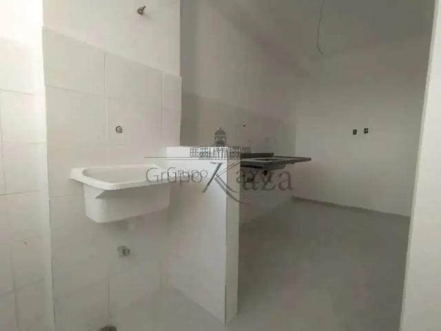 Apartamento para Locação em São José dos Campos/SP Jardim Colonial 2 Quartos