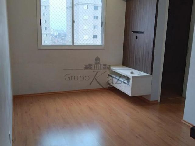 Apartamento para Locação em São José dos Campos/SP Jardim Copacabana 2 Quartos