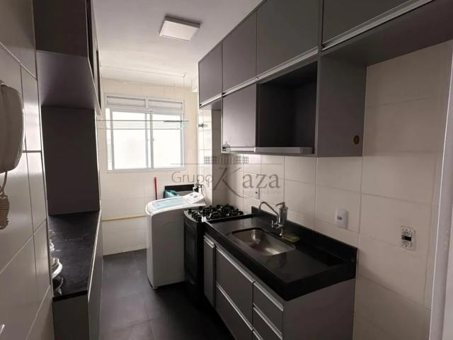 Apartamento para Locação em São José dos Campos/SP Jardim das Indústrias 2 Quartos