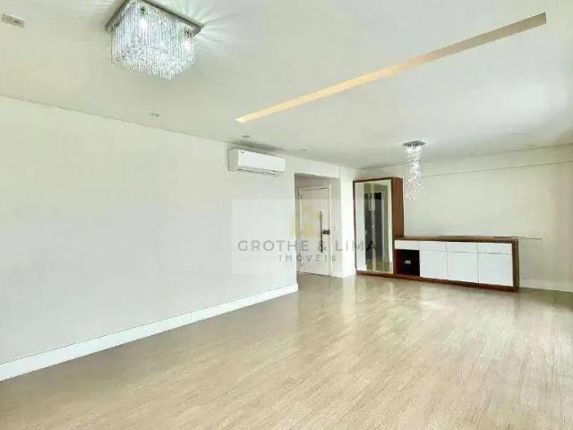 Apartamento para Locação em São José dos Campos/SP Jardim das Indústrias 3 Quartos