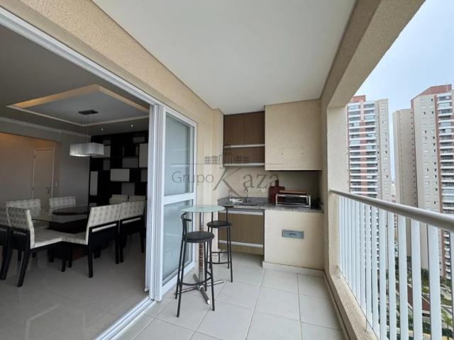 Apartamento para Locação em São José dos Campos/SP Jardim das Indústrias 3 Quartos