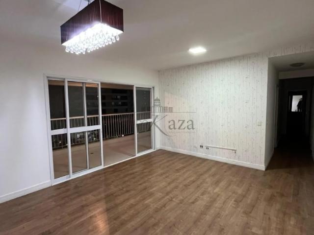 Apartamento para Locação em São José dos Campos/SP Jardim das Indústrias 4 Quartos