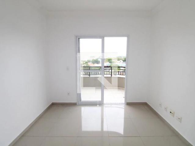 Apartamento para Locação em São José dos Campos/SP Parque Industrial 2 Quartos