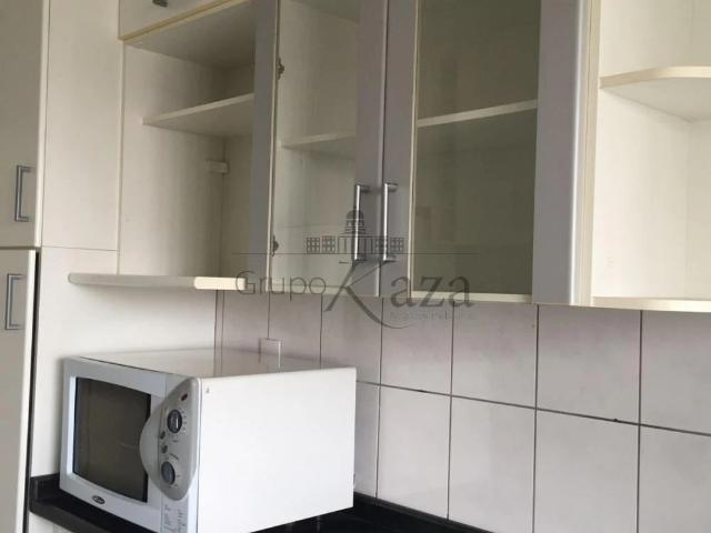Apartamento para Locação em São José dos Campos/SP Parque Industrial 2 Quartos