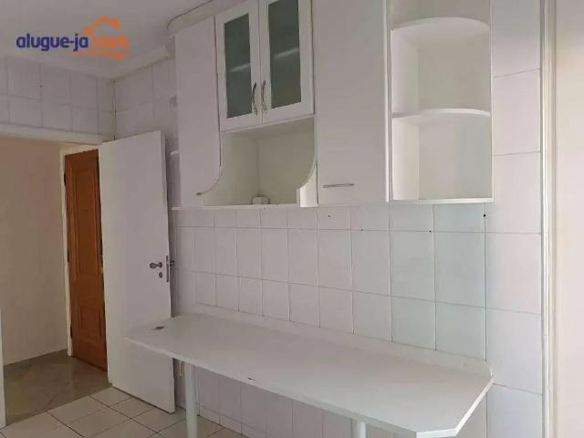 Apartamento para Locação em São José dos Campos/SP Parque Residencial Aquarius 3 Quartos