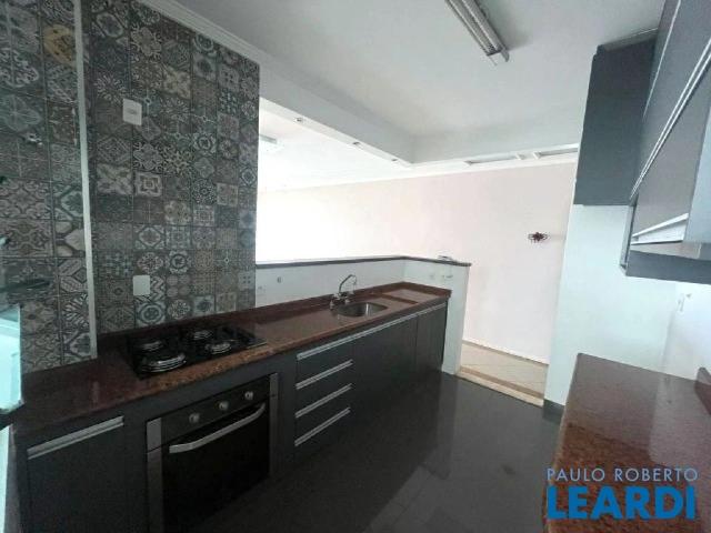 Apartamento para Locação em São José dos Campos/SP Parque Residencial Aquarius 3 Quartos