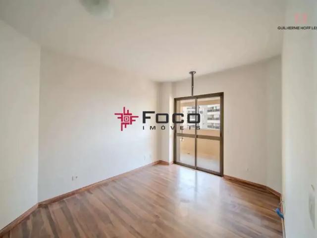 Apartamento para Locação em São José dos Campos/SP Parque Residencial Aquarius 4 Quartos