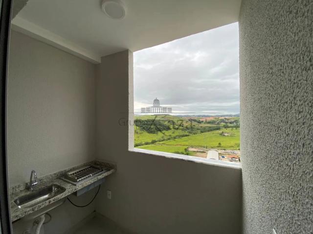 Apartamento para Locação em São José dos Campos/SP Parque Residencial Flamboyant 3 Quartos
